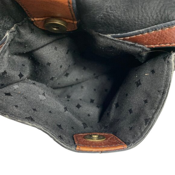 Vintage FOSSIL Crossbody Flap Saddle Bag Black/Brown Leather w/ Key Charm NICE - Picture 14 of 14